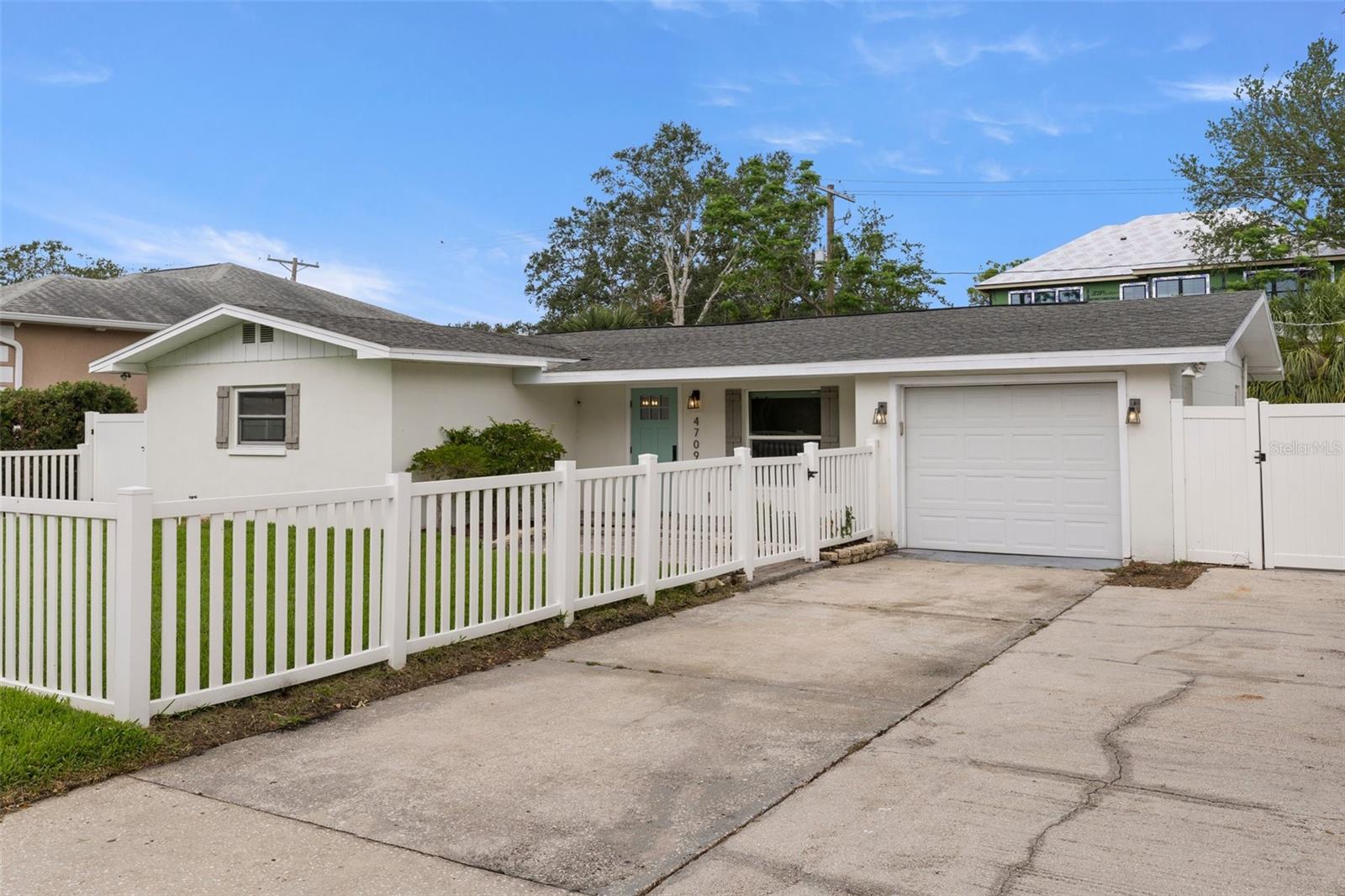 4709 W FAIR OAKS AVE