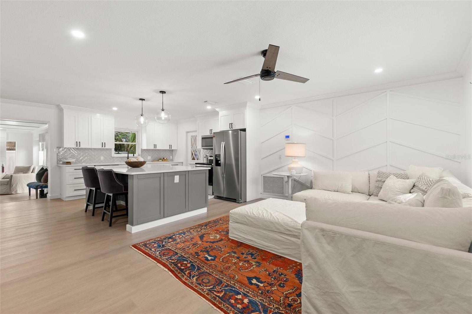 4709 W FAIR OAKS AVE