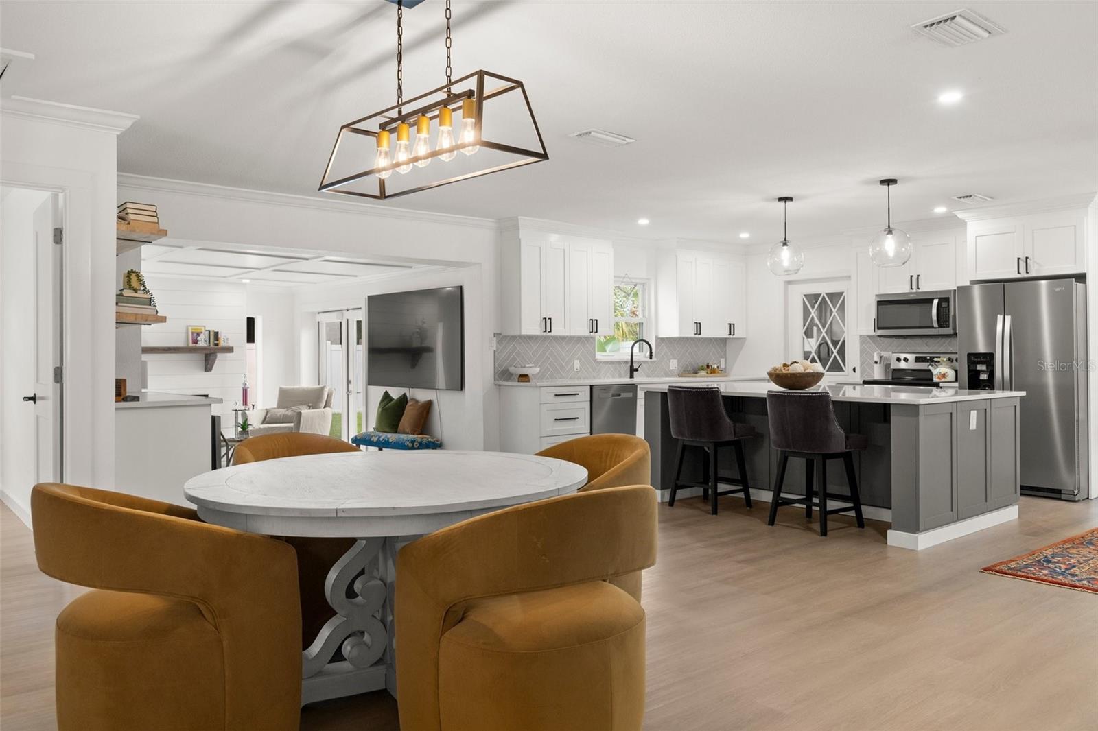 4709 W FAIR OAKS AVE