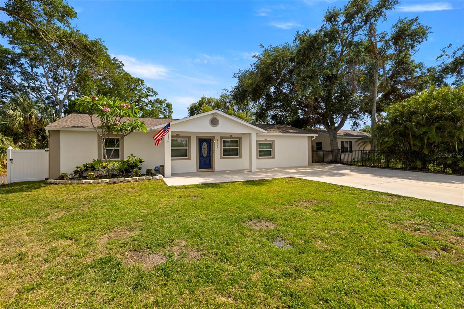 4208 W BAY VISTA AVE