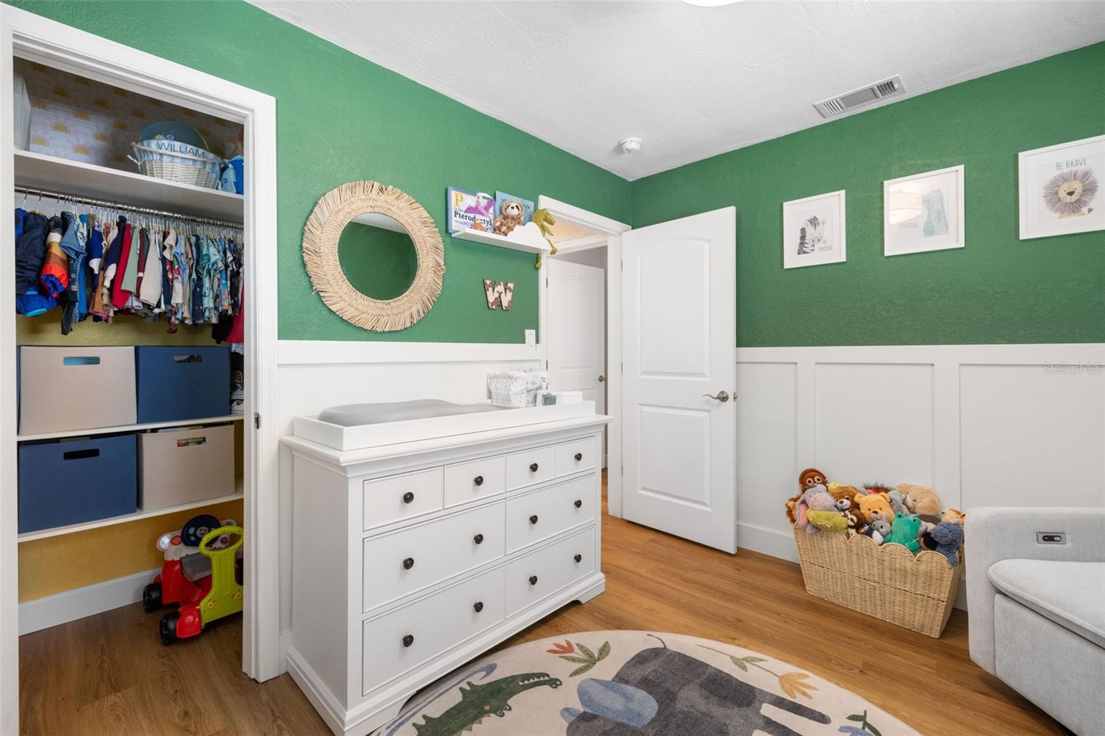 4208 W BAY VISTA AVE