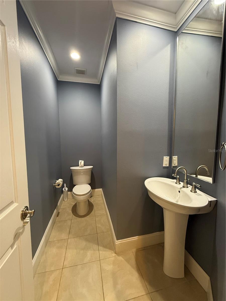 2208 SOHO BAY CT