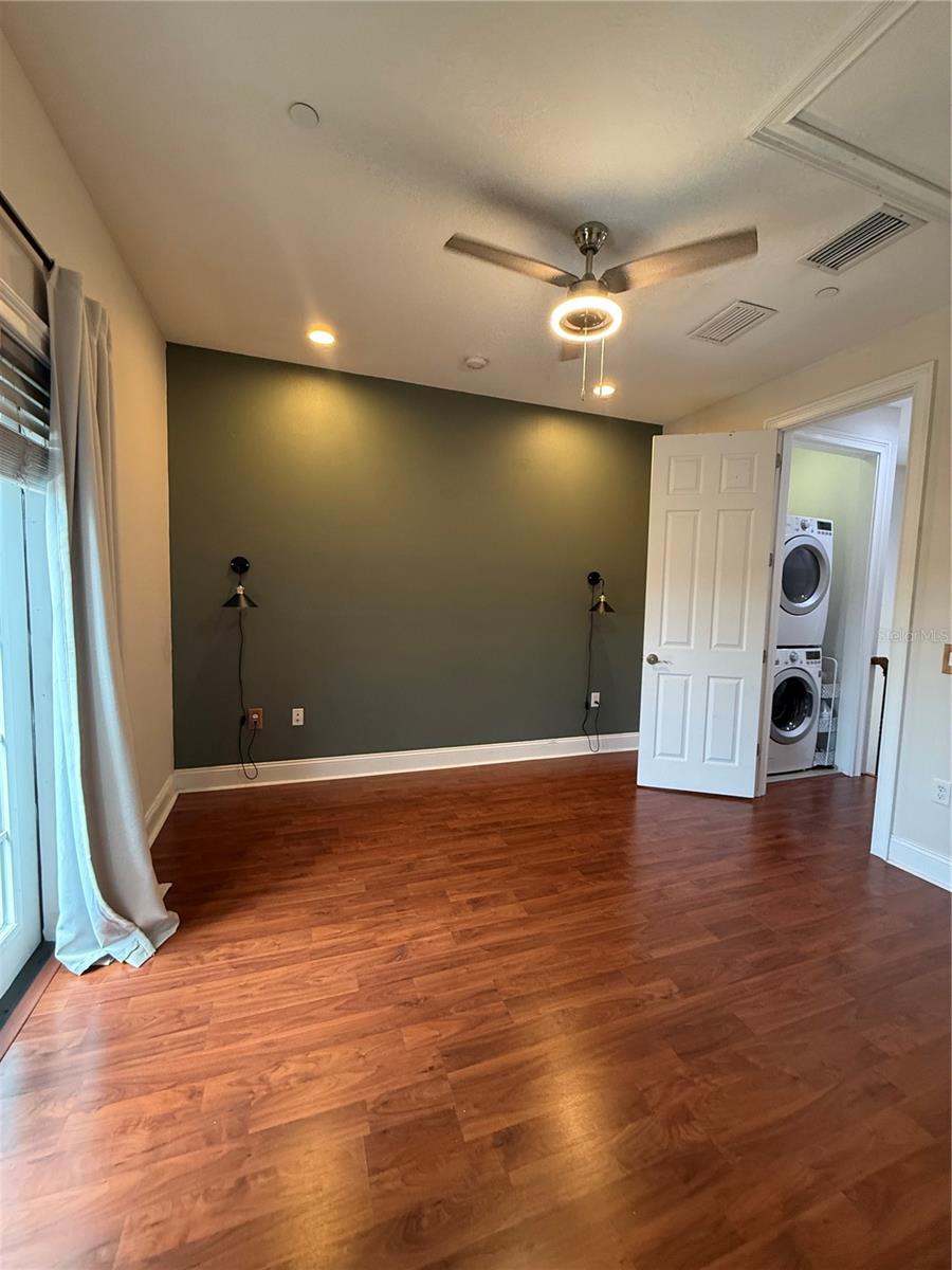 2208 SOHO BAY CT