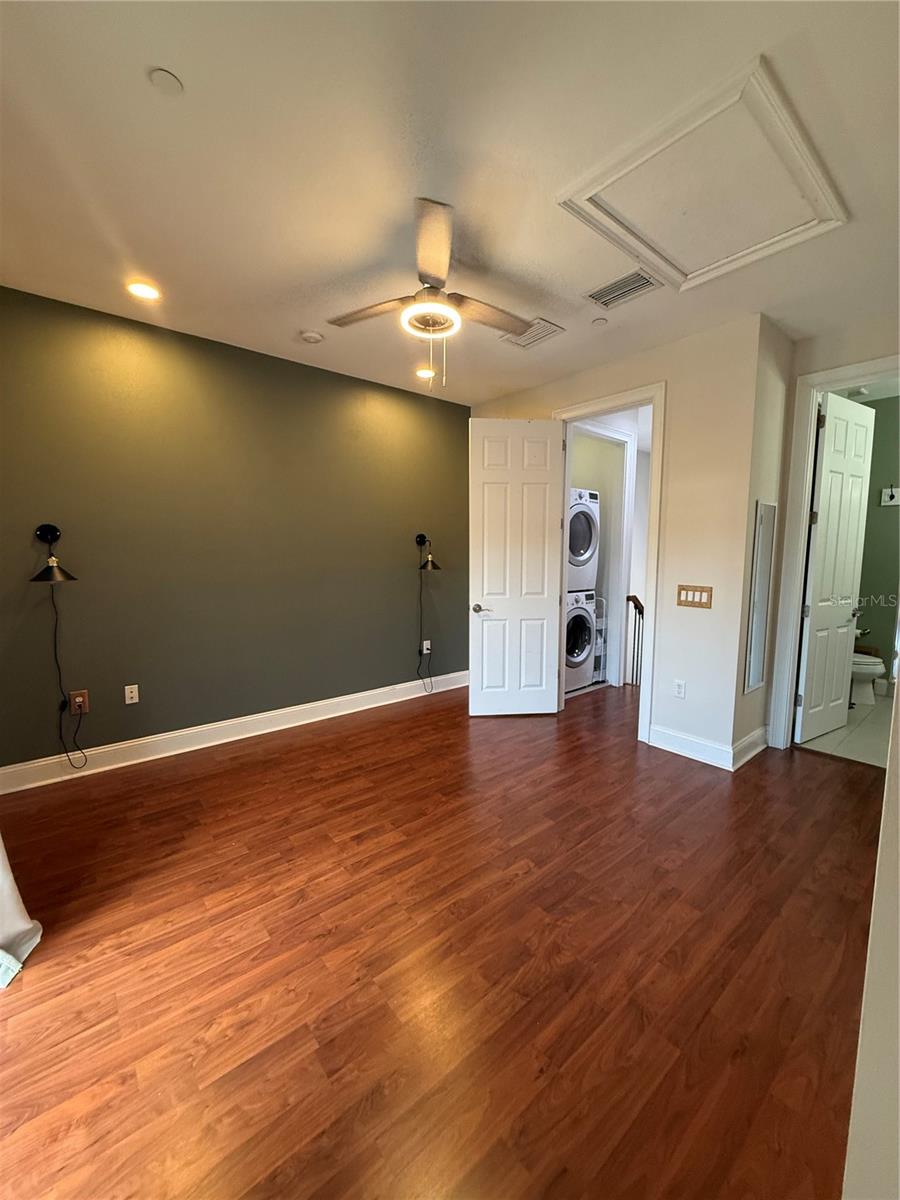 2208 SOHO BAY CT