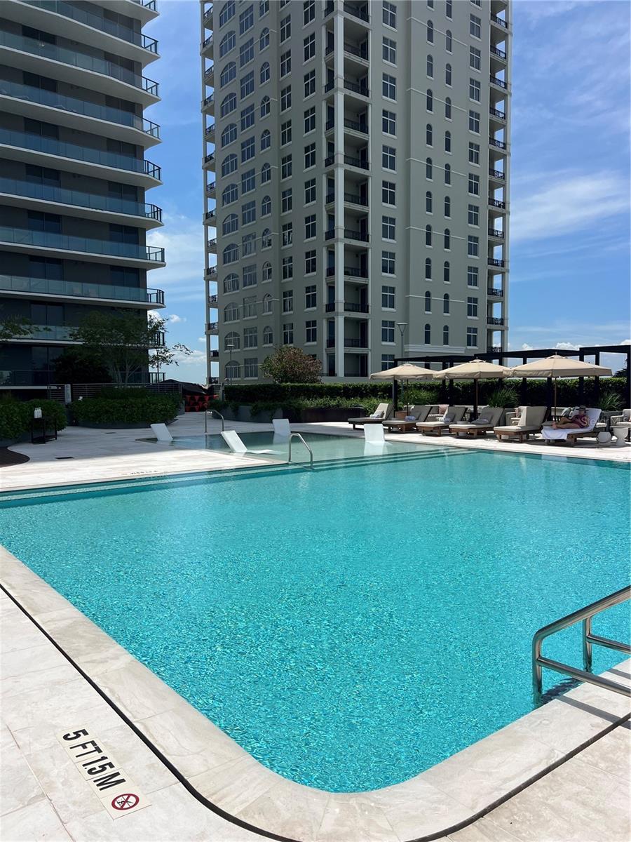 3030 W SANTIAGO ST E #4