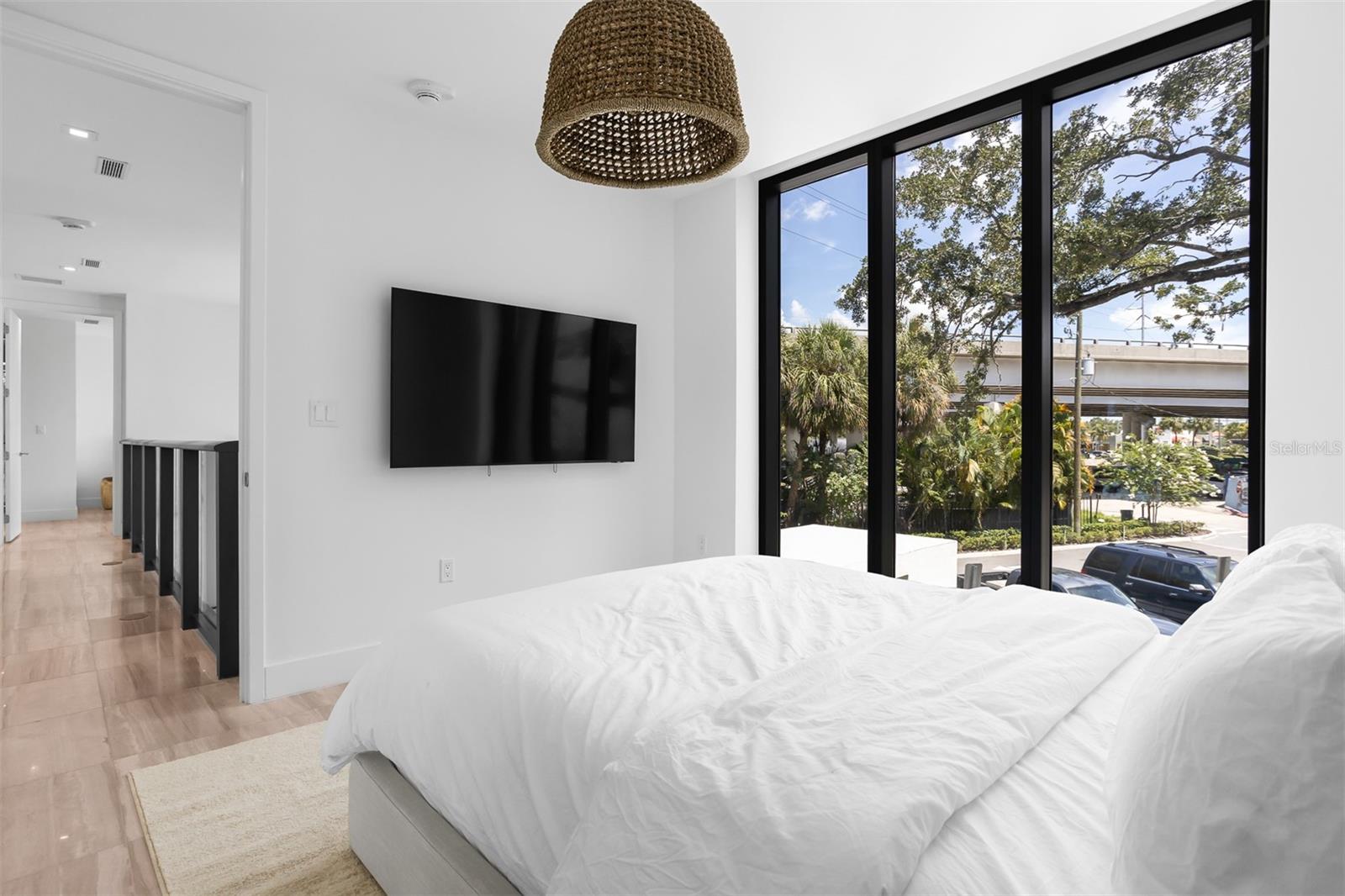 3030 W SANTIAGO ST E #4