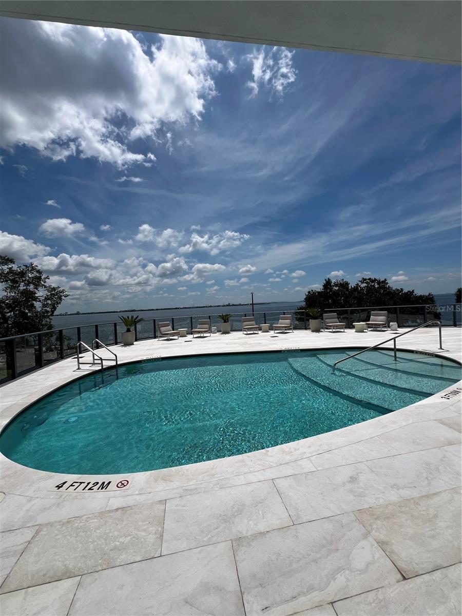 3030 W SANTIAGO ST E #4