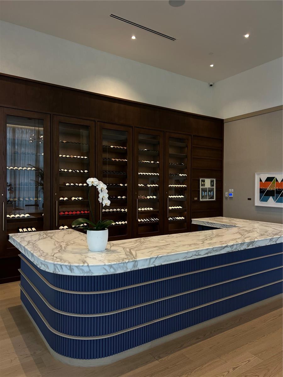 3030 W SANTIAGO ST E #4