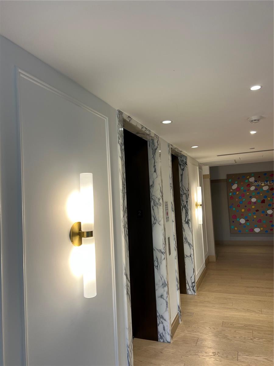 3030 W SANTIAGO ST E #4