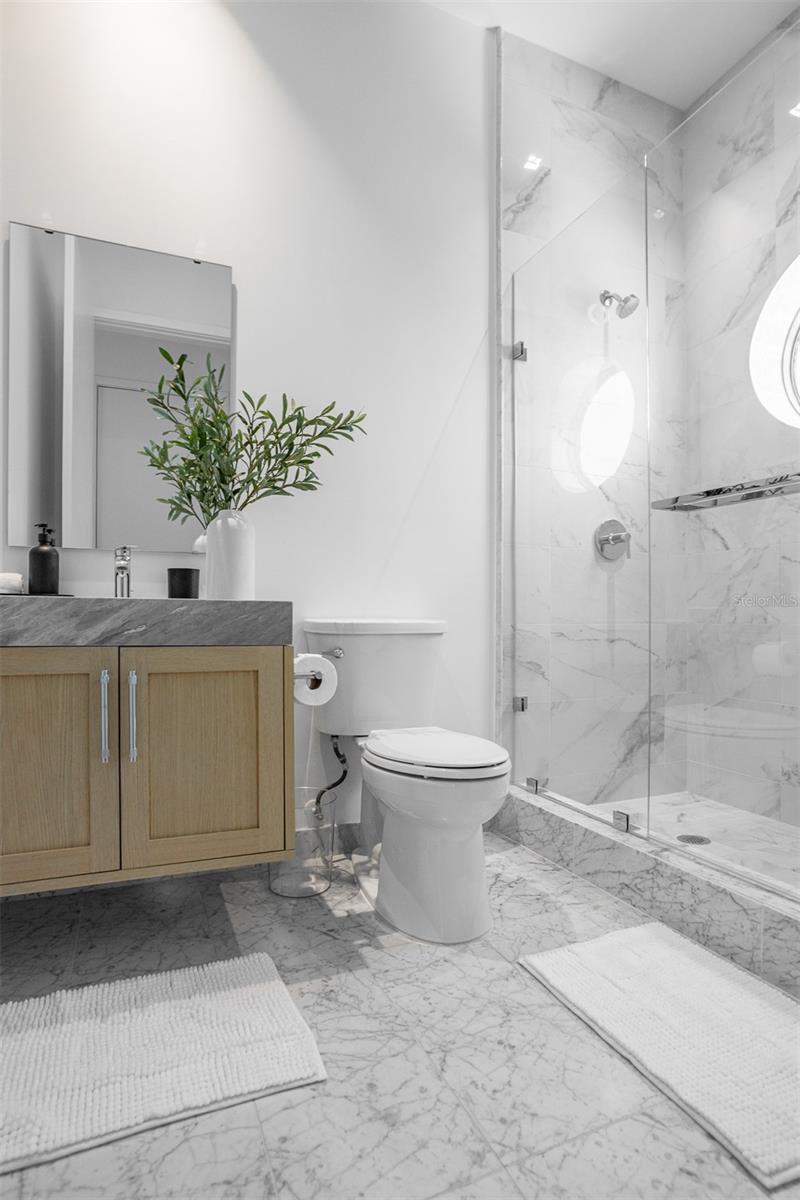 3030 W SANTIAGO ST E #4