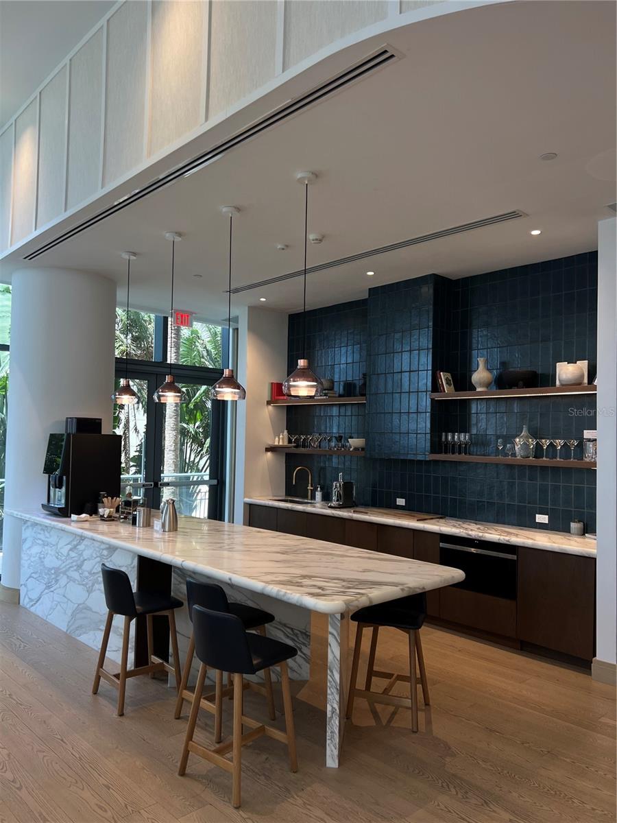 3030 W SANTIAGO ST E #4