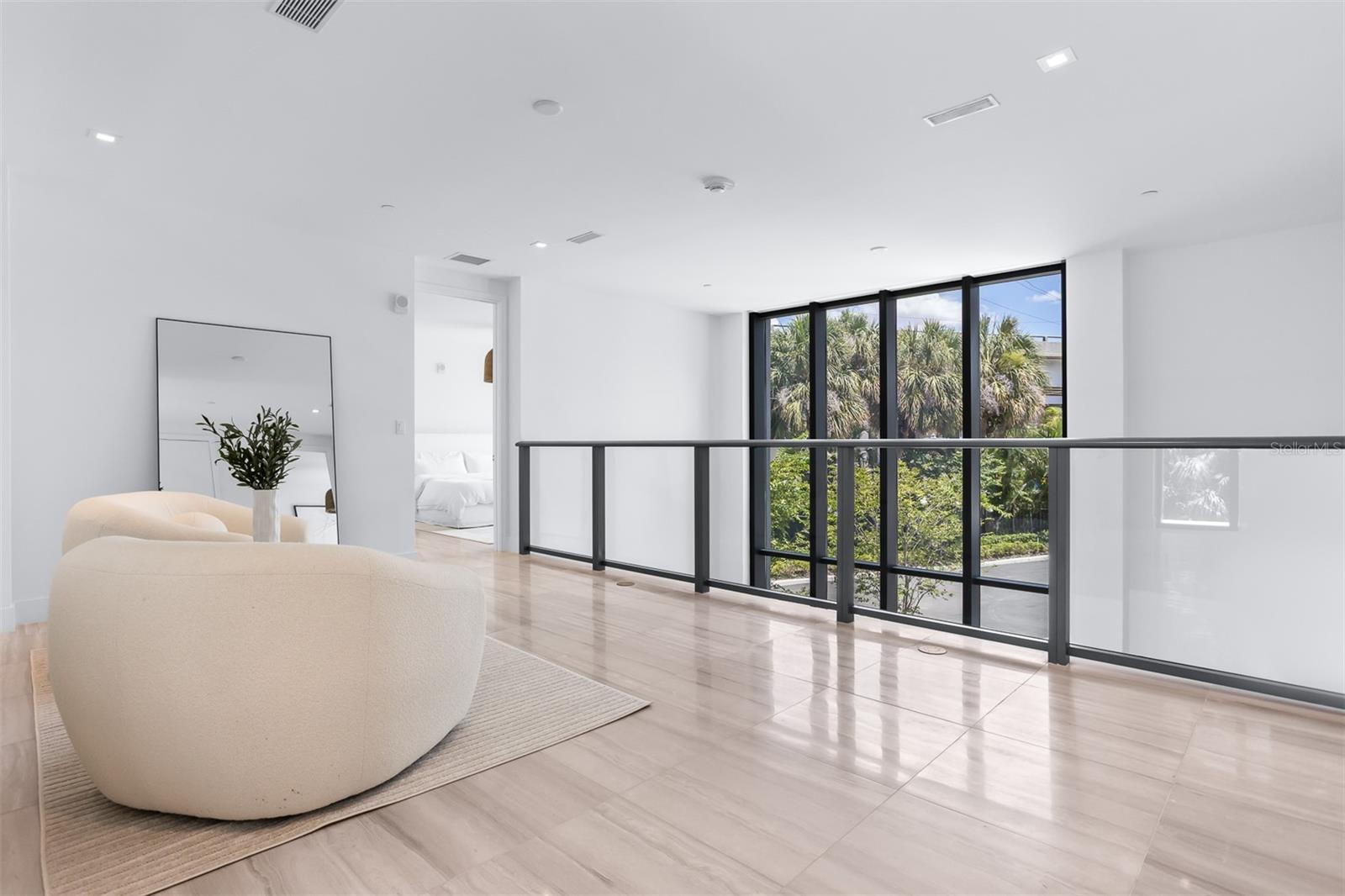 3030 W SANTIAGO ST E #4