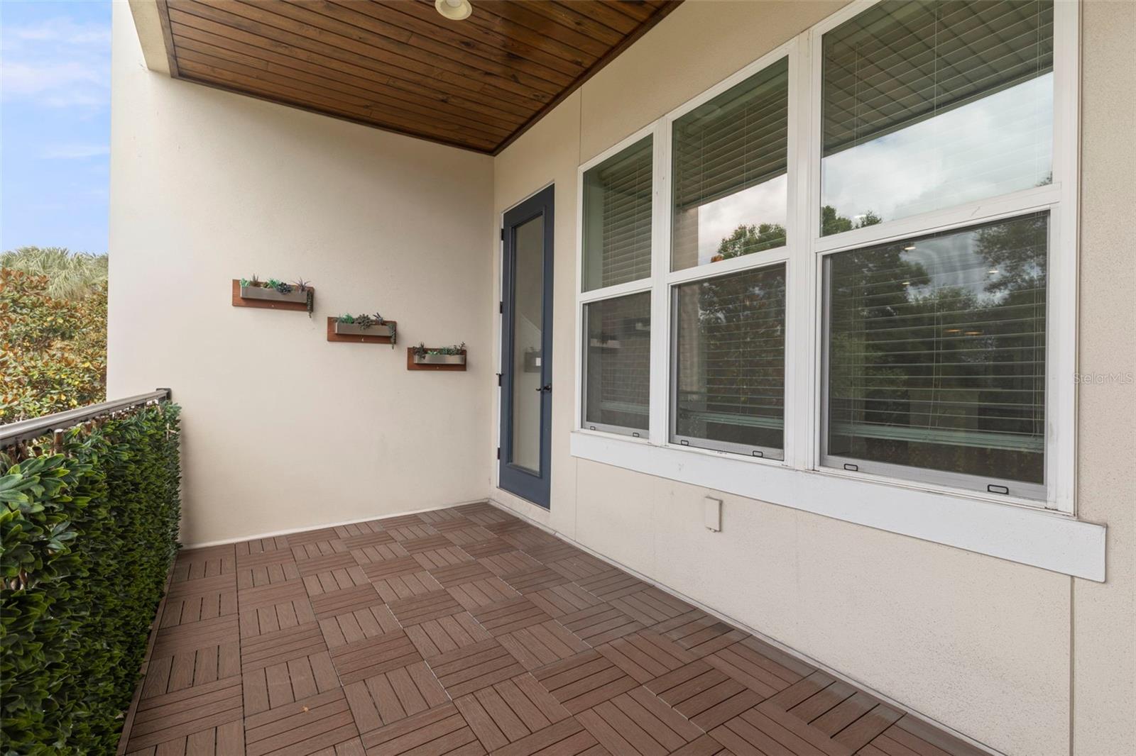 4913 N NEBRASKA AVE #5