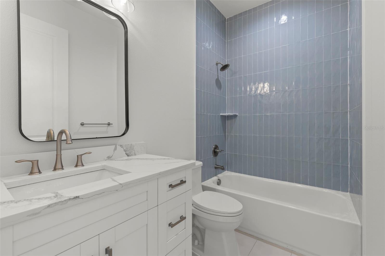 4913 N NEBRASKA AVE #5