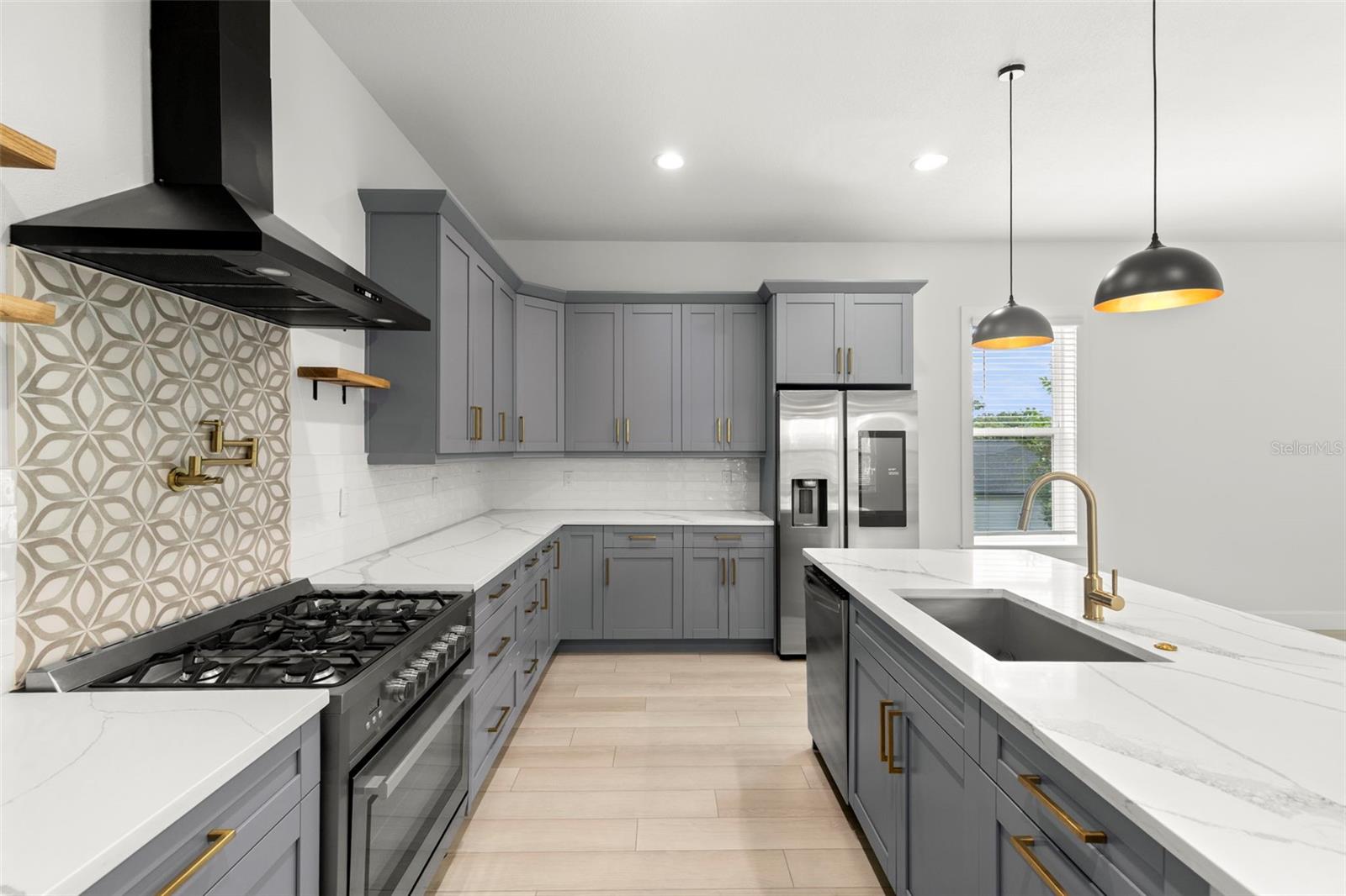 4913 N NEBRASKA AVE #5