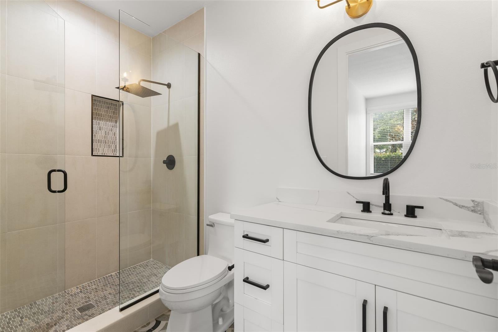 4913 N NEBRASKA AVE #5