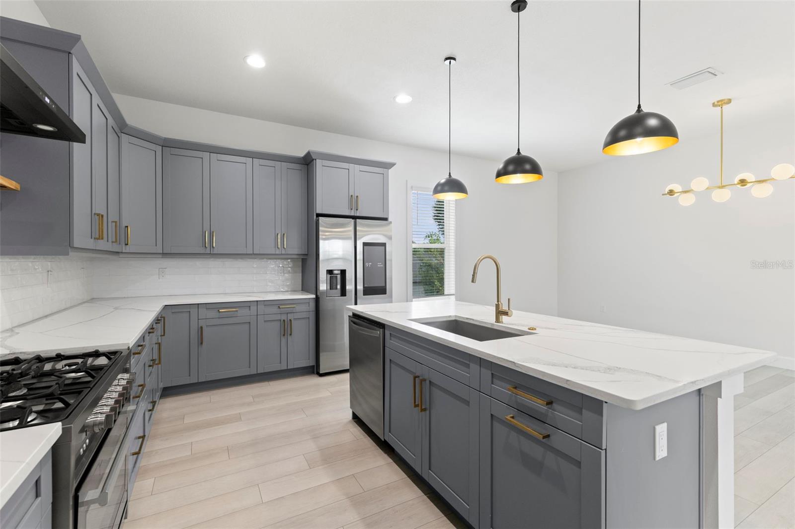 4913 N NEBRASKA AVE #5