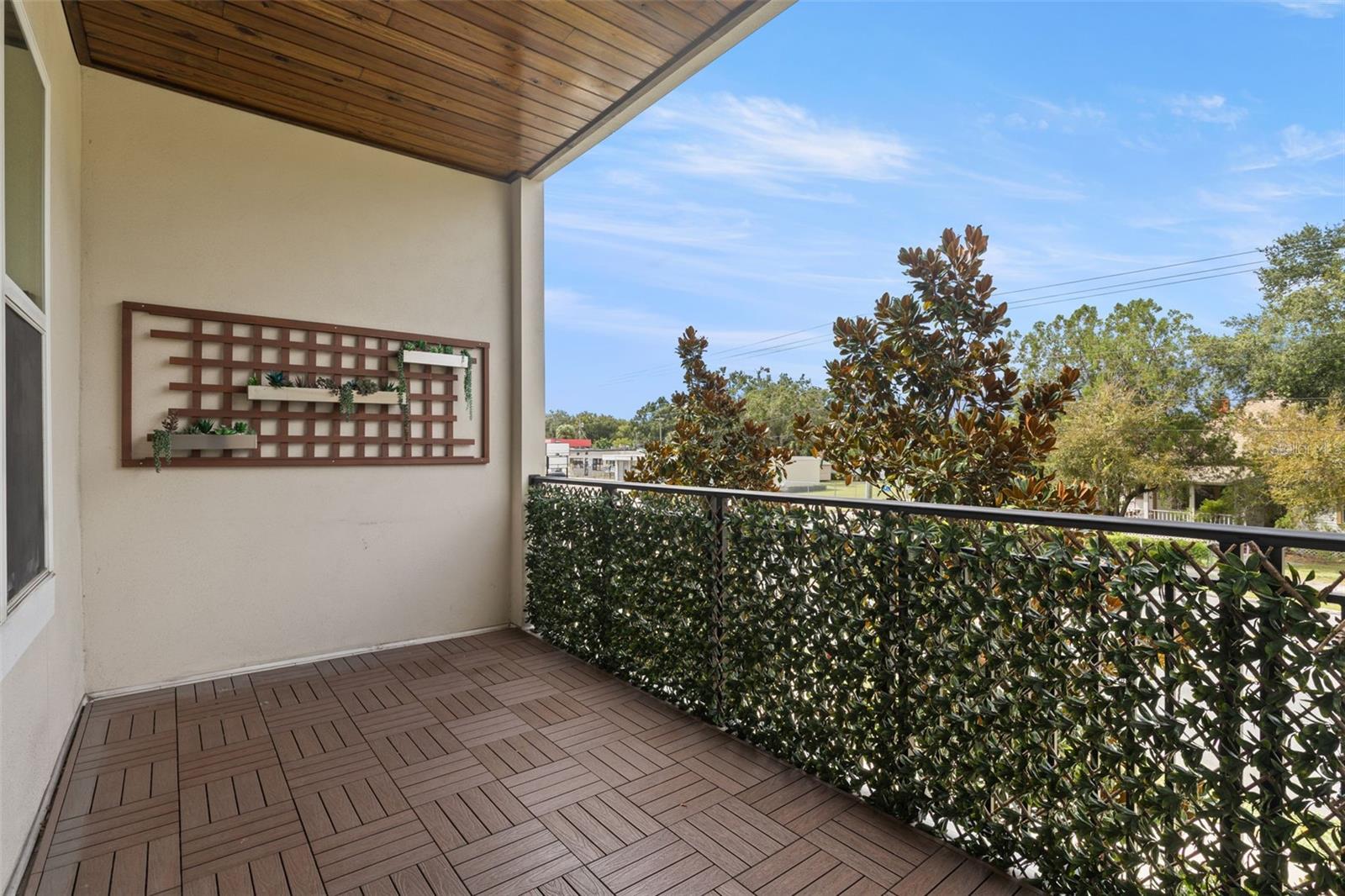 4913 N NEBRASKA AVE #5