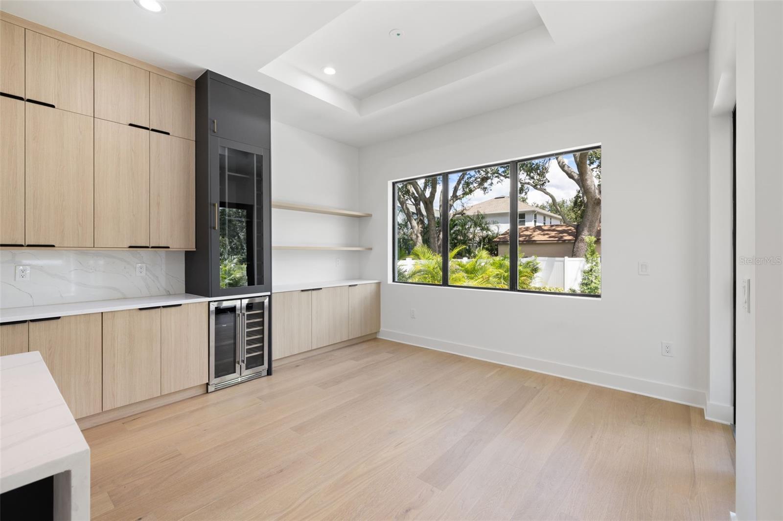 3201 W BALLAST POINT BLVD