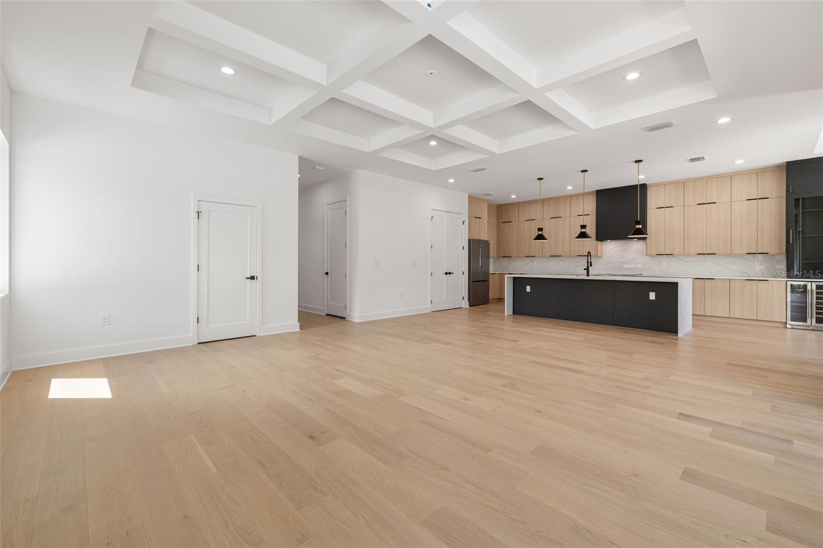 3201 W BALLAST POINT BLVD