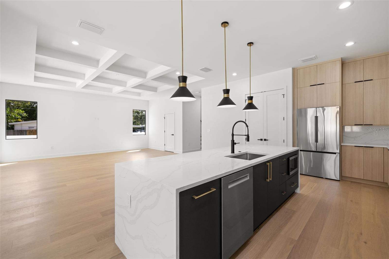 3201 W BALLAST POINT BLVD