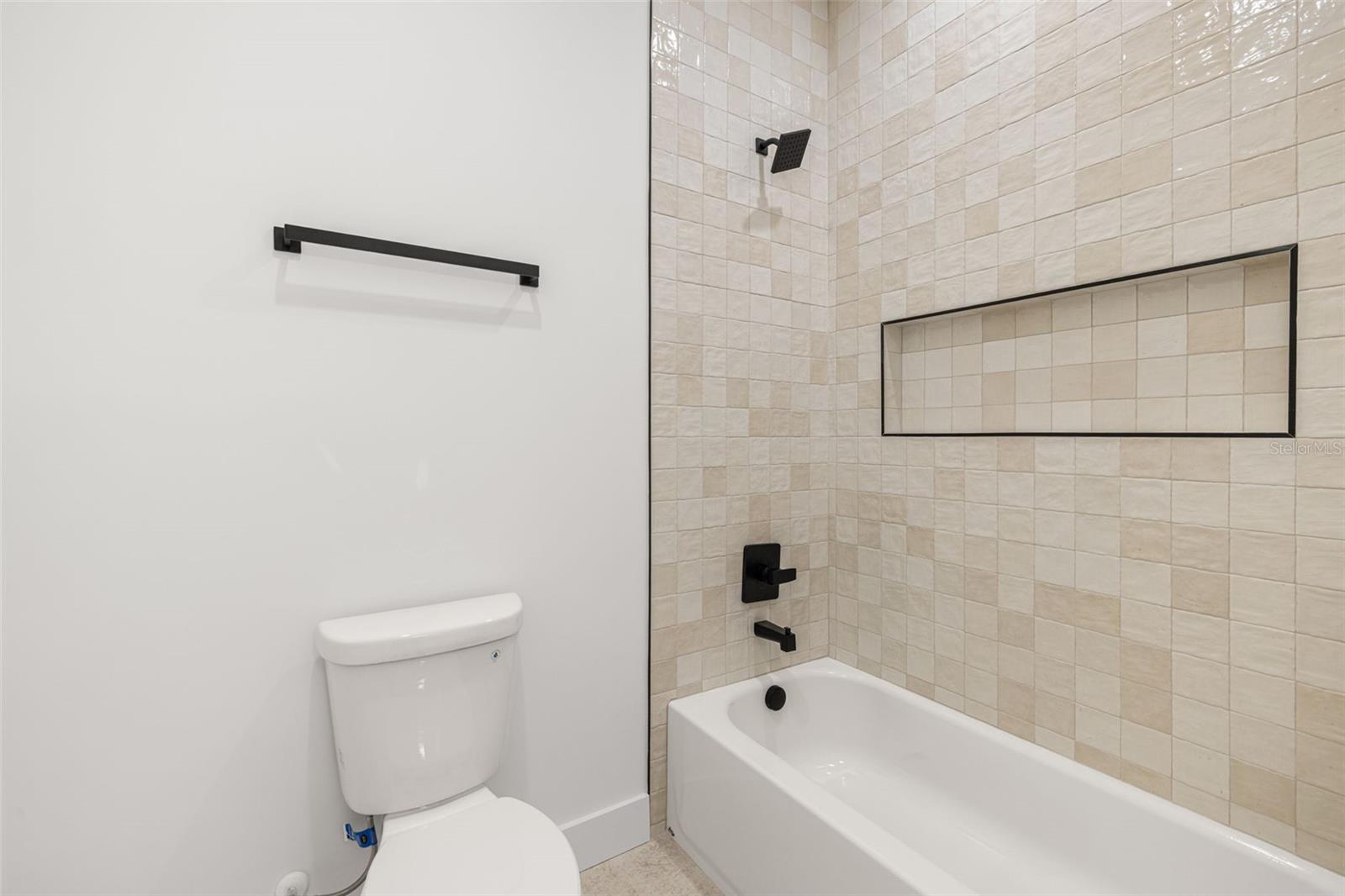 3201 W BALLAST POINT BLVD