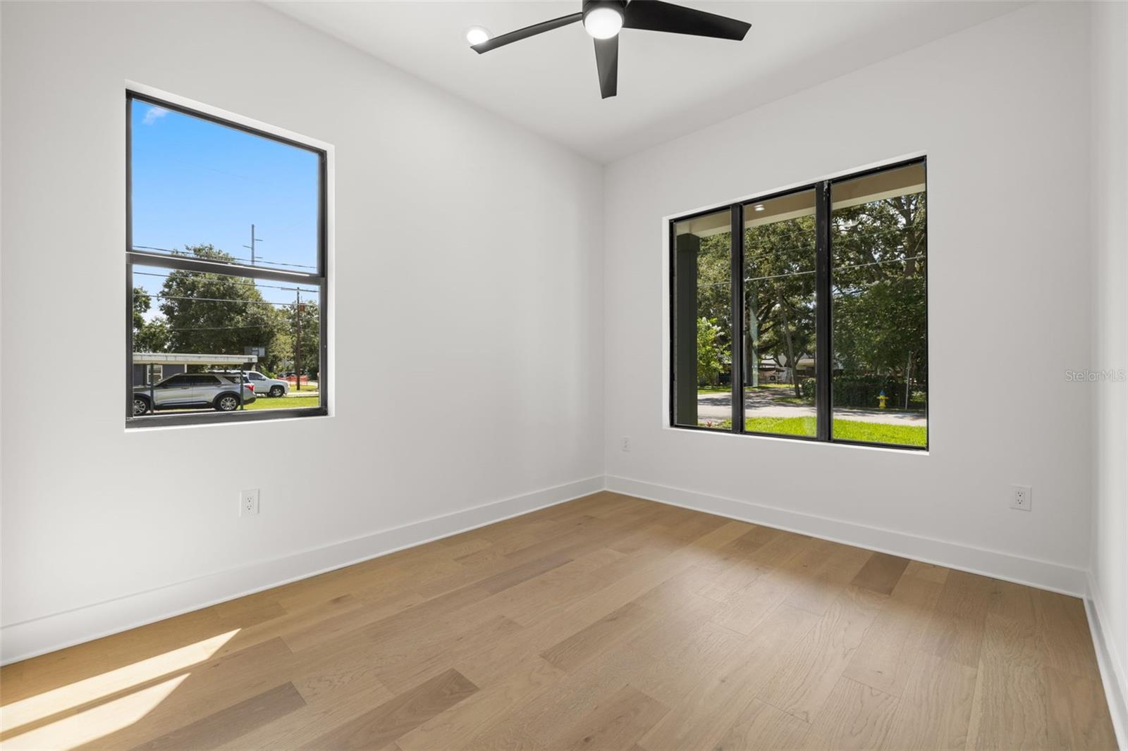 3201 W BALLAST POINT BLVD