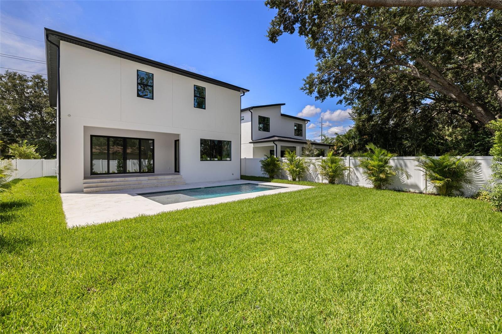 3201 W BALLAST POINT BLVD