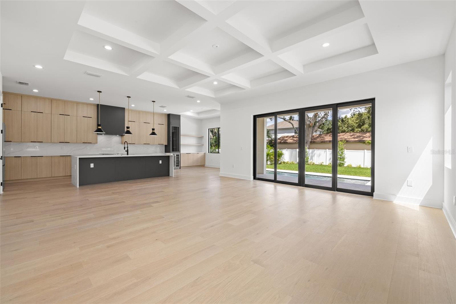 3201 W BALLAST POINT BLVD