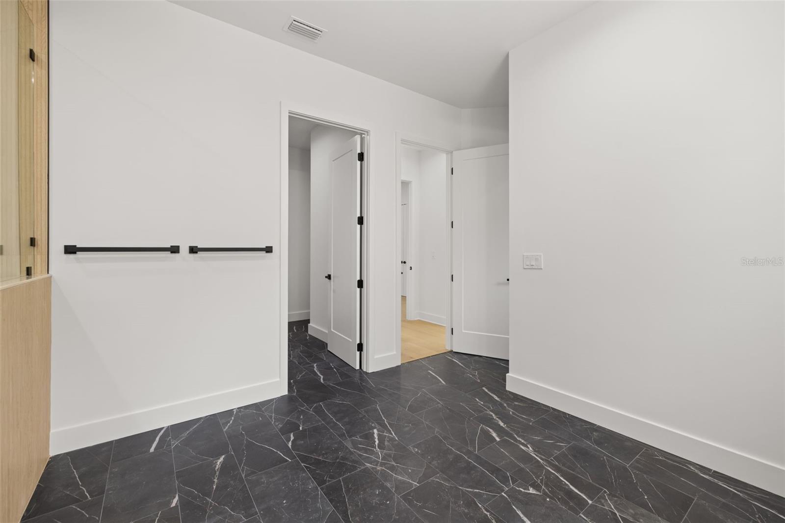 3201 W BALLAST POINT BLVD