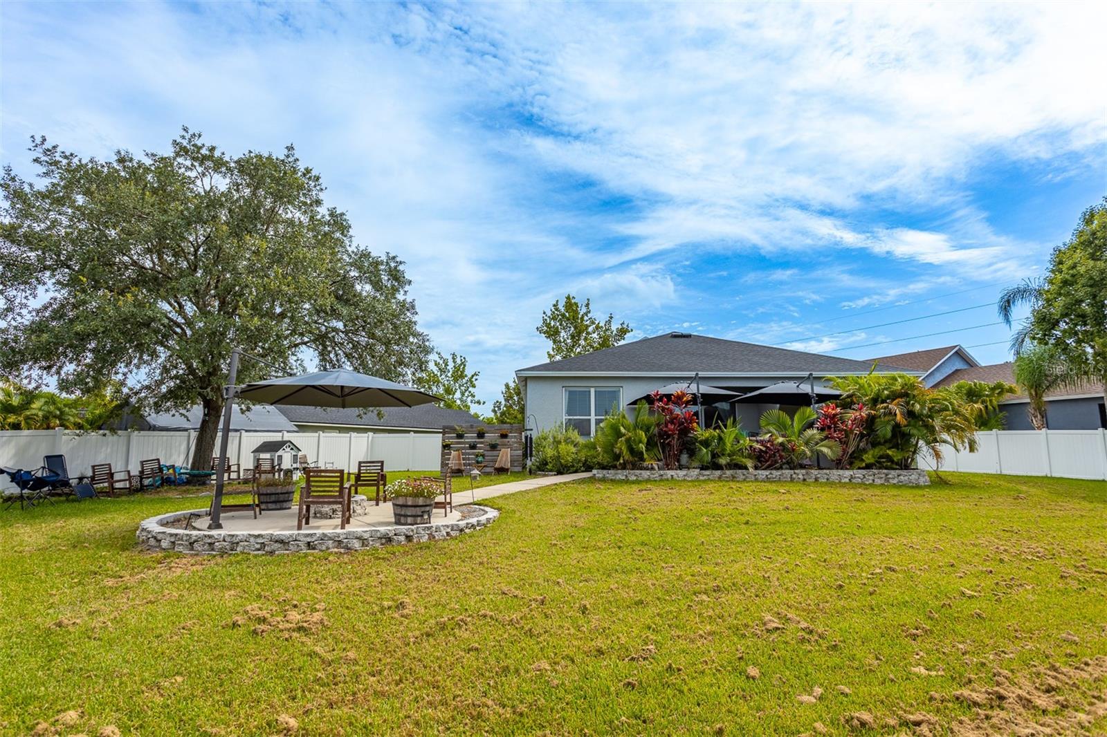 6928 BLUFF MEADOW CT