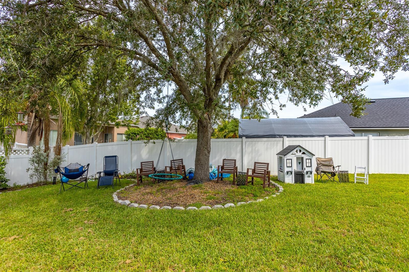 6928 BLUFF MEADOW CT