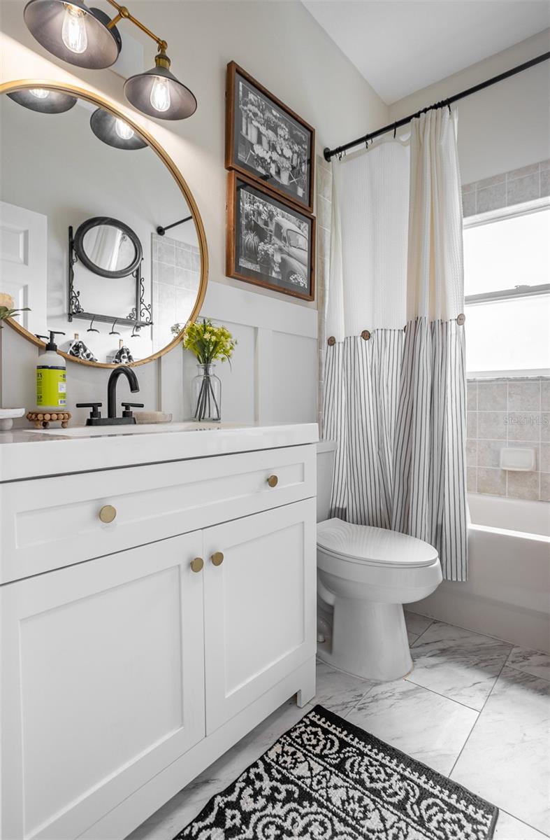 6928 BLUFF MEADOW CT