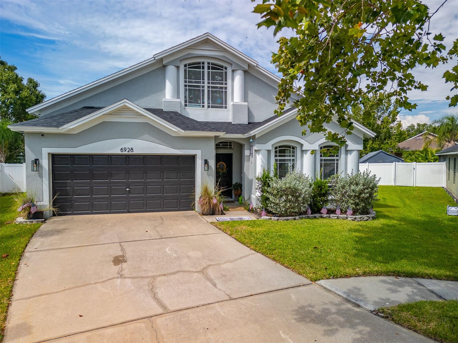 6928 BLUFF MEADOW CT