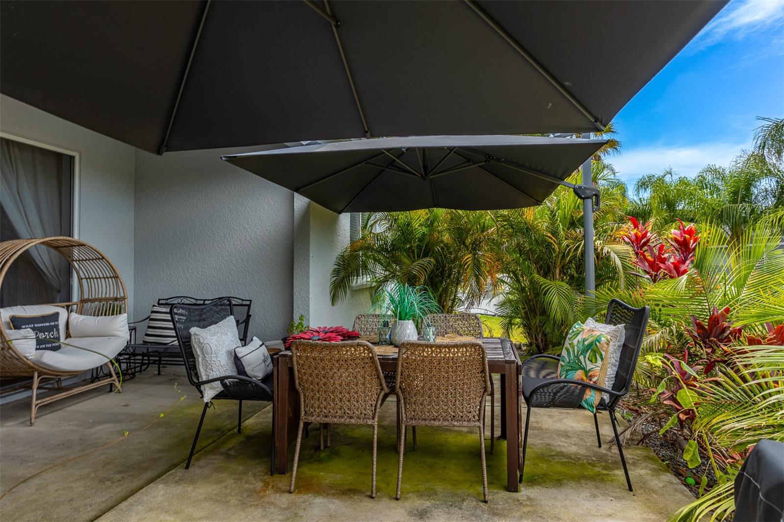 6928 BLUFF MEADOW CT