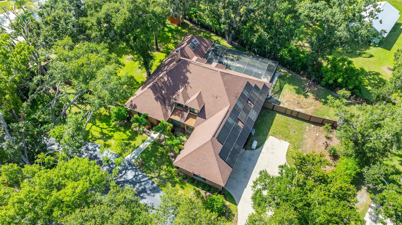 1202 W PINEDALE DR