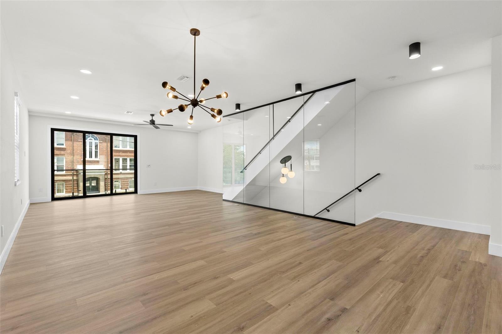 212 W EUCLID AVE #2