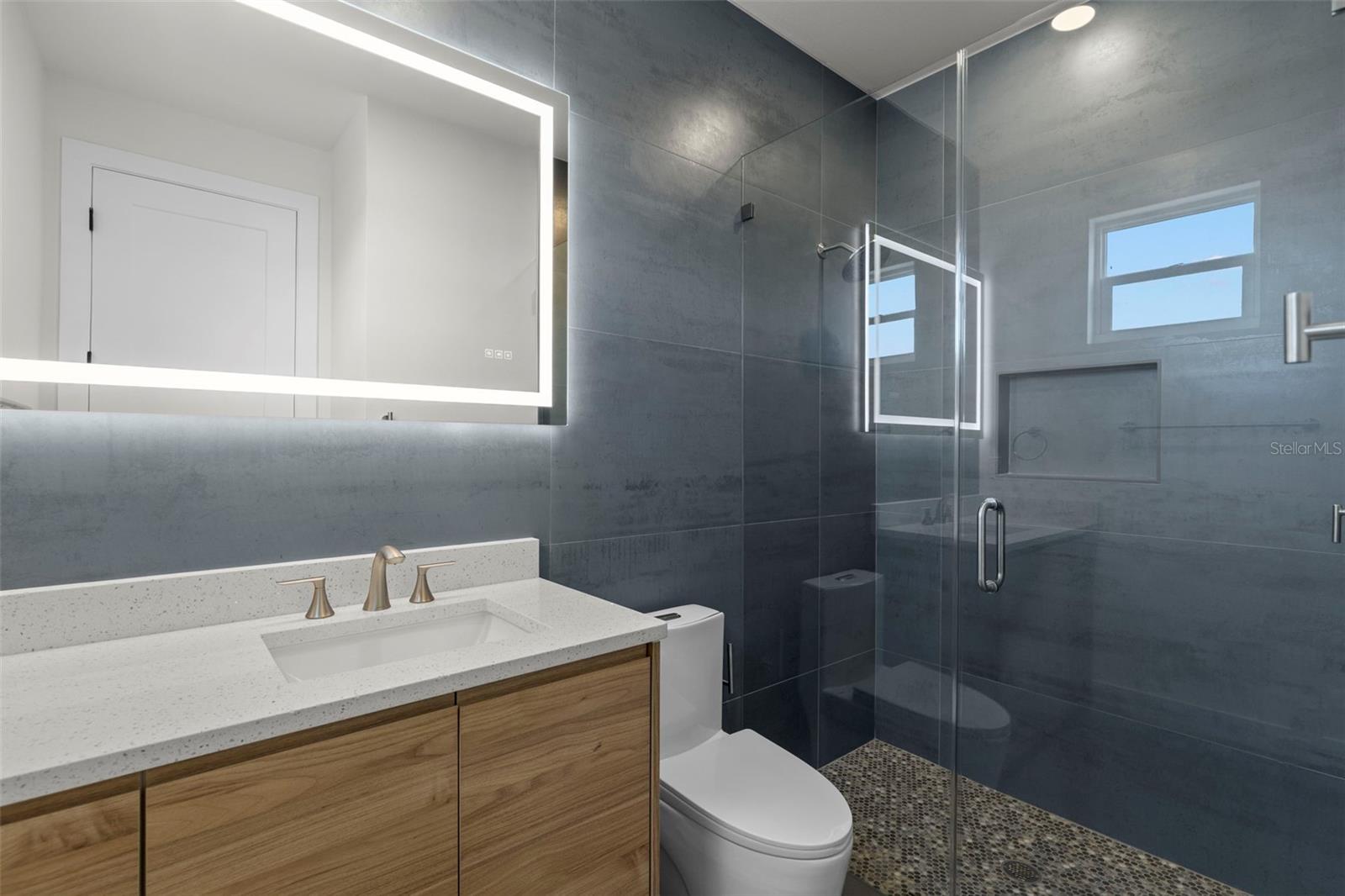 212 W EUCLID AVE #2