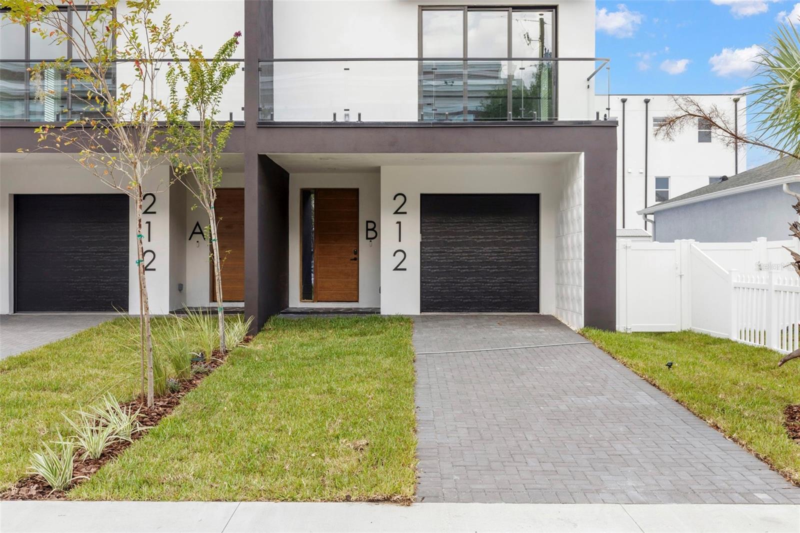 212 W EUCLID AVE #2