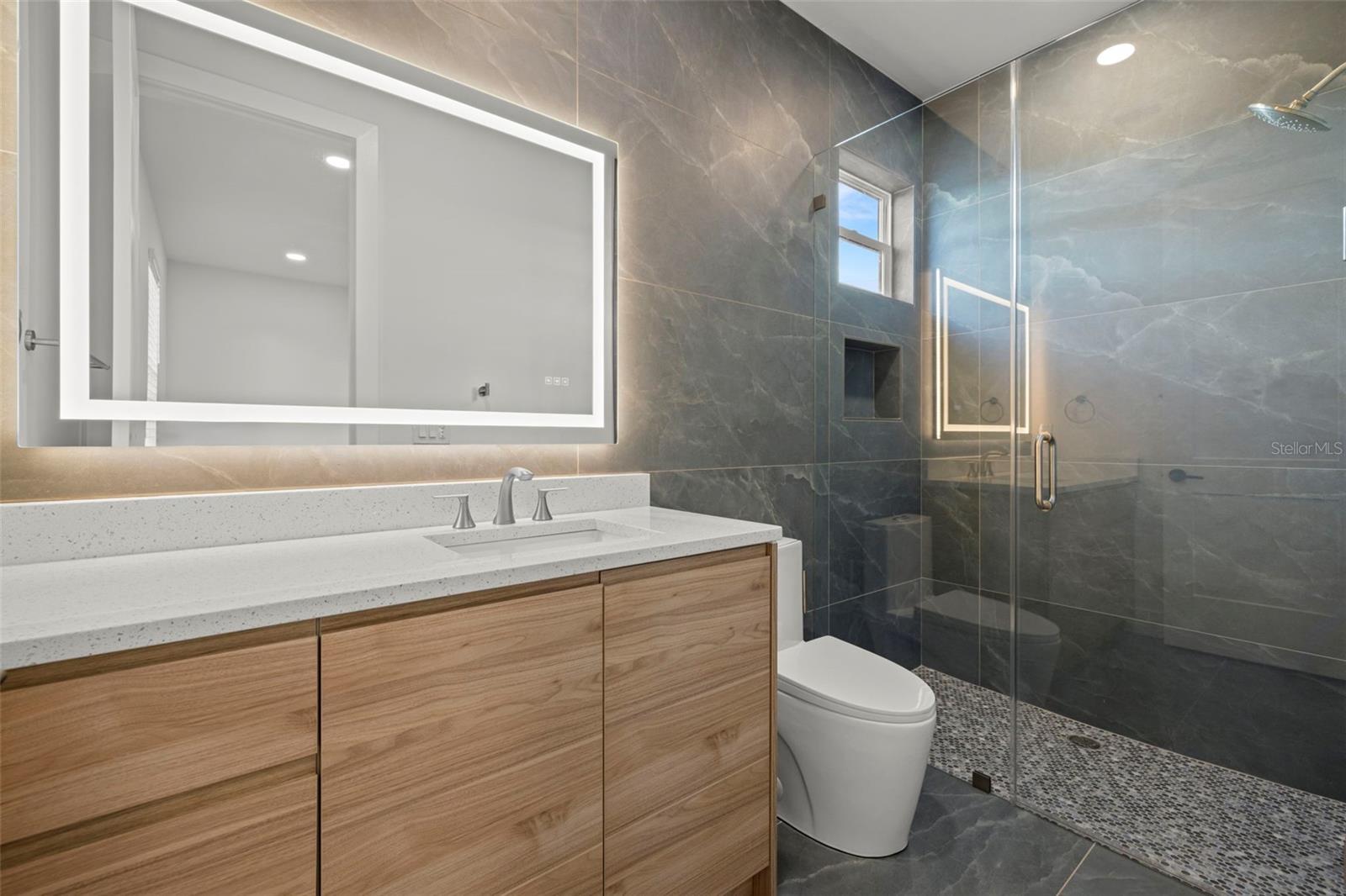 212 W EUCLID AVE #2
