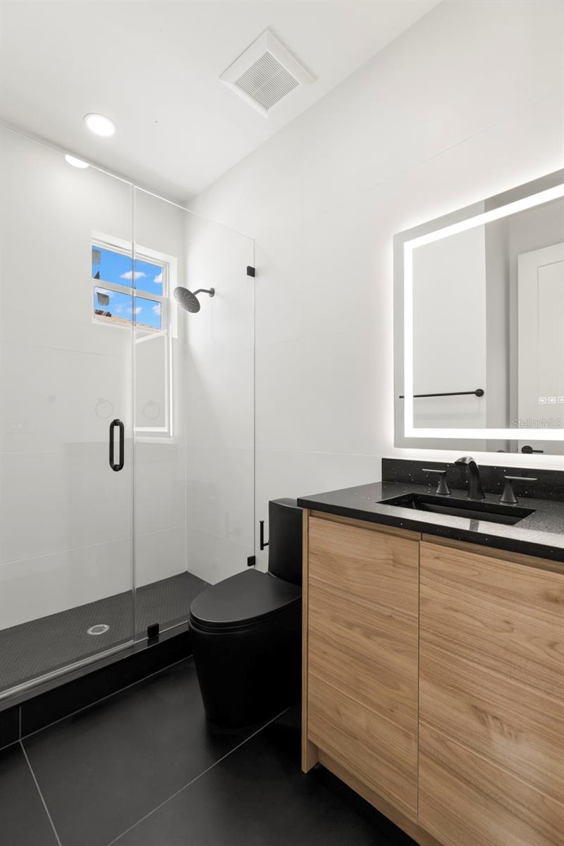 212 W EUCLID AVE #2