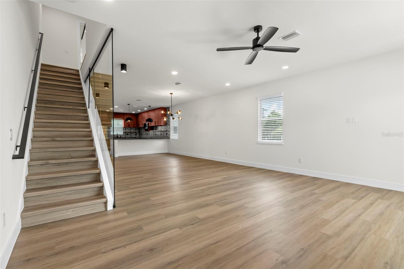 212 W EUCLID AVE #2