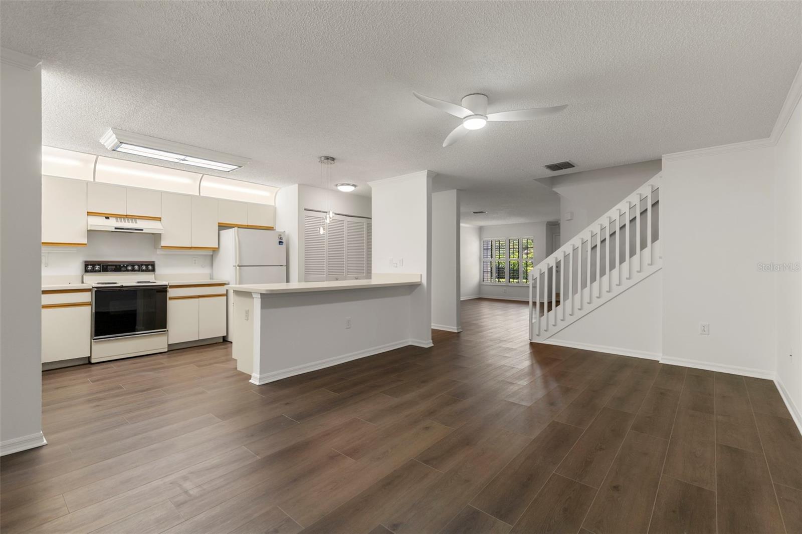 605 QUAIL KEEP DR