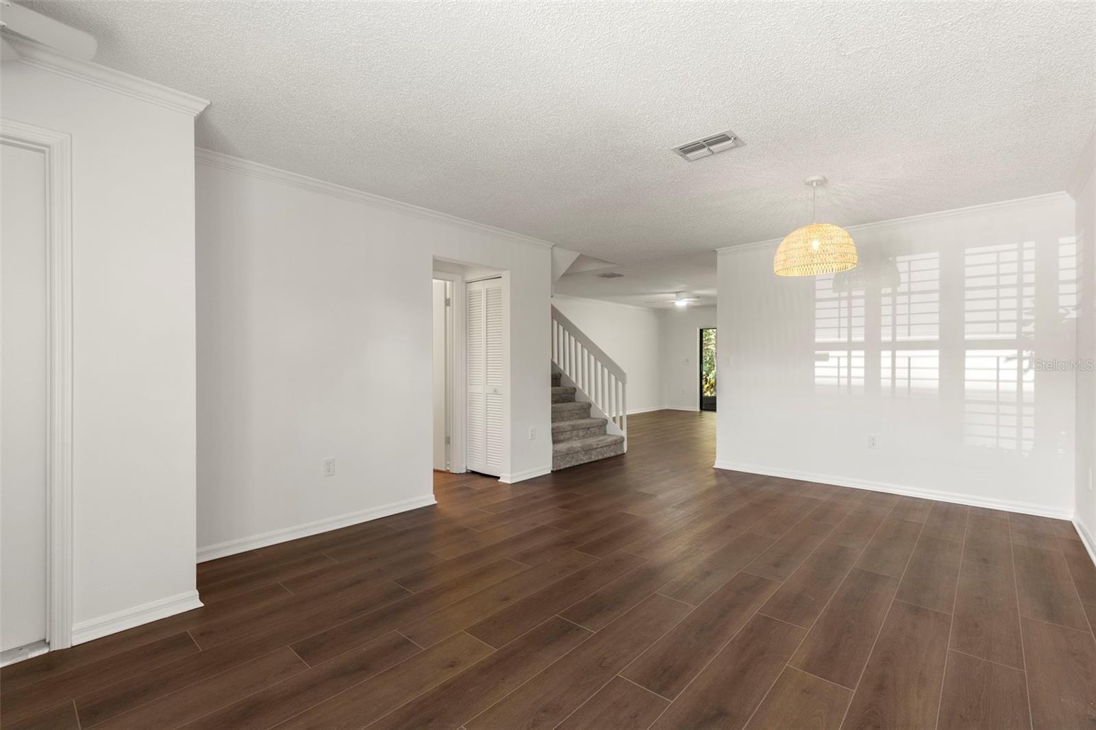 605 QUAIL KEEP DR