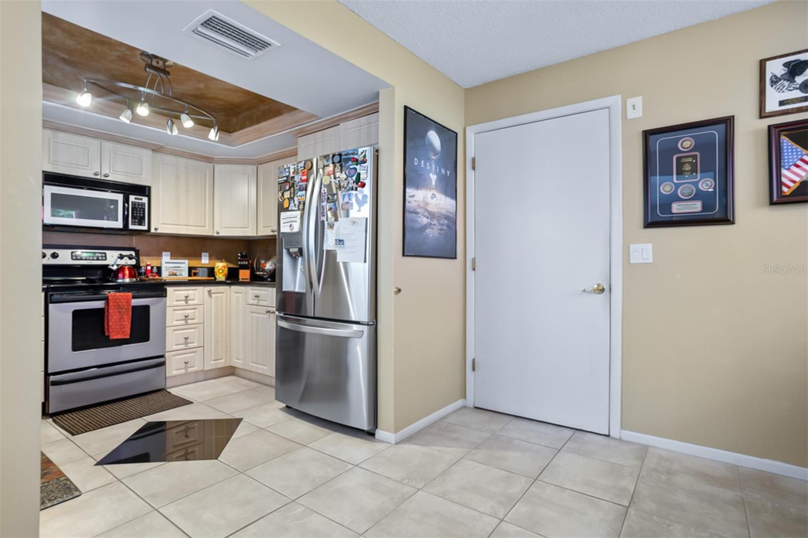 11407 ORILLA DEL RIO PL