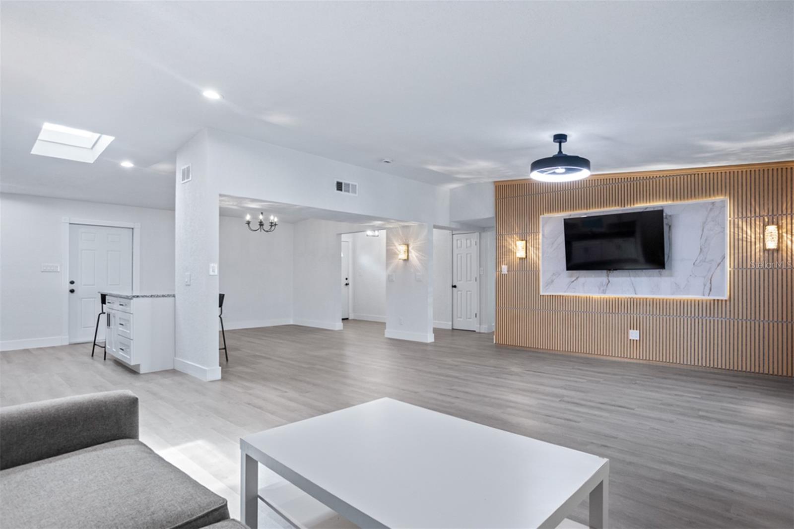 1231 SIDCUP RD