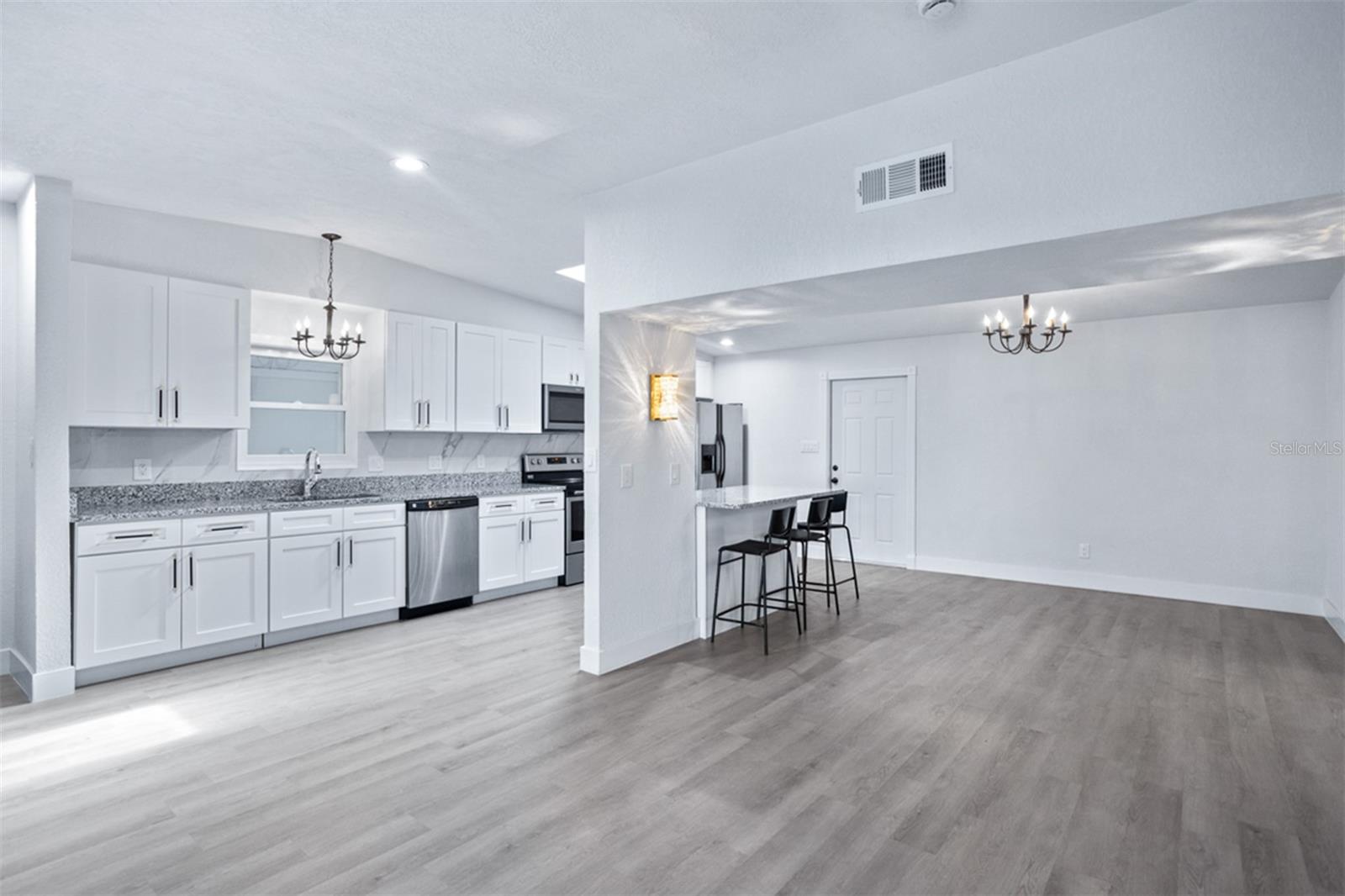 1231 SIDCUP RD