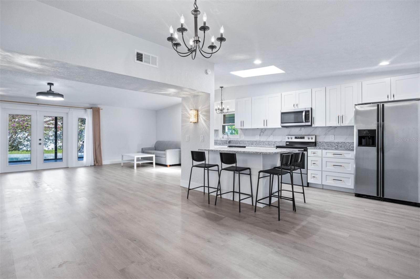 1231 SIDCUP RD