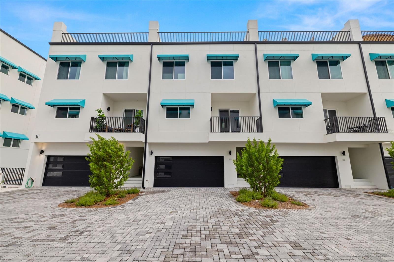 15405 GULF BLVD #B2