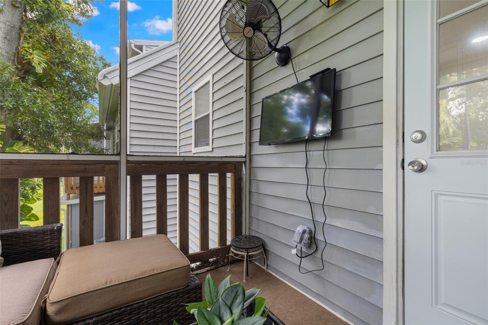 5653 67TH AVE N #221